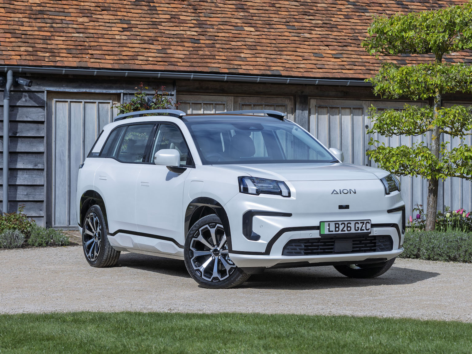 Aion V: the new all-electric family SUV
