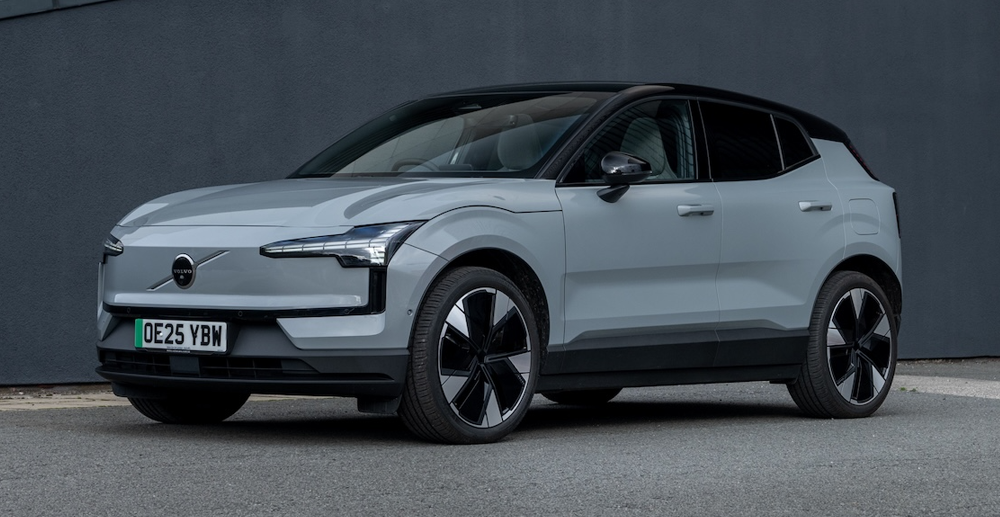 best electric suv to lease - volvo ex30