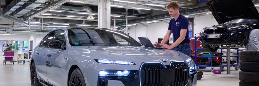 BMW tests solid state batteries - i7 Saloon