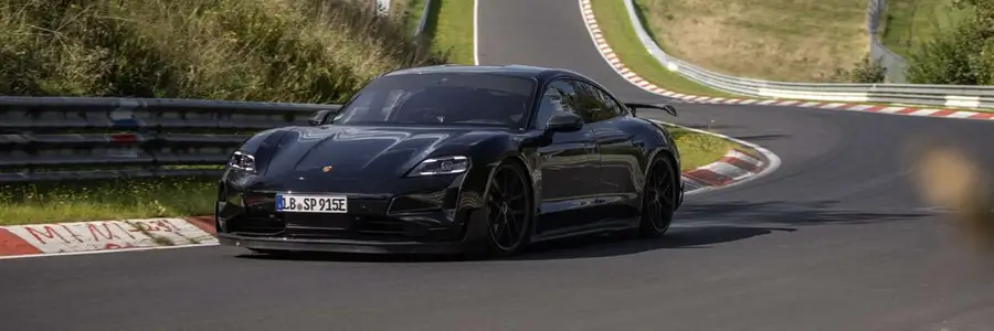 Porsche shatters its own record