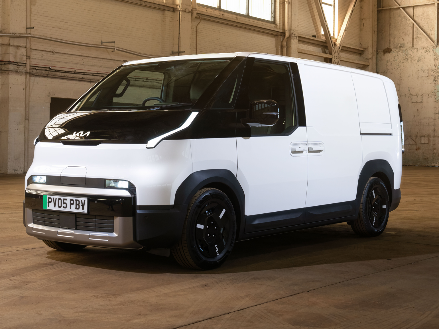 Kia’s PV5 Cargo range gets a brand-new model and upgraded specification