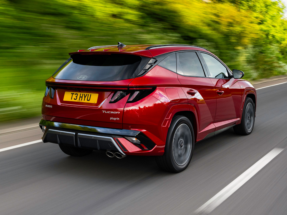 Guide to Plug-In Hybrid Vehicle Leasing (PHEVs)