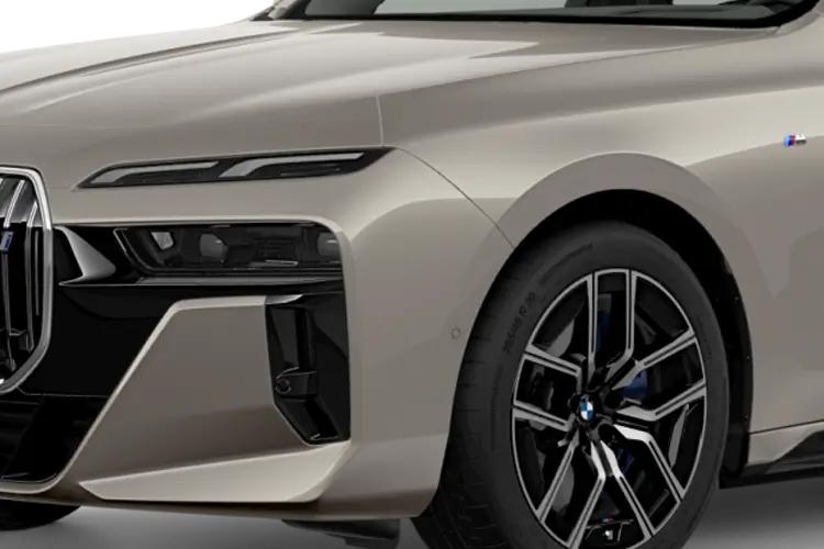 i7 Saloon Detail_view Image