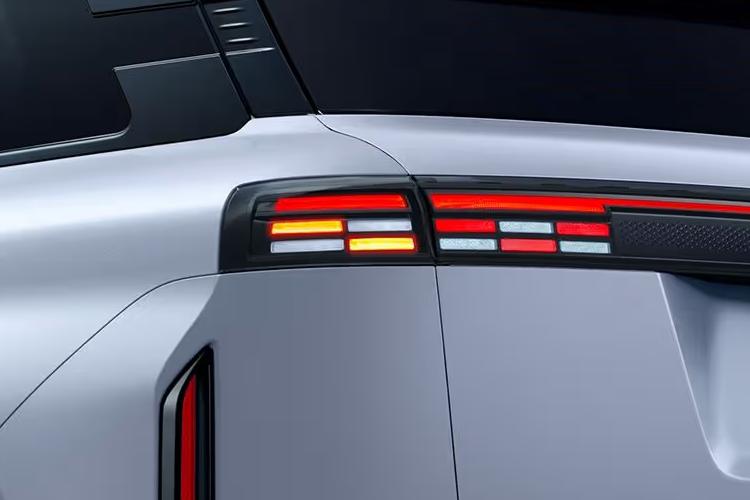 J7 Detail_view Image