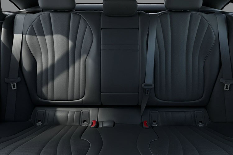 Eqe Saloon Detail_view Image