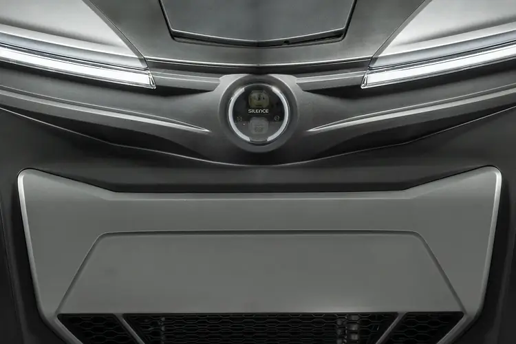 S04 Hatchback Detail_view Image