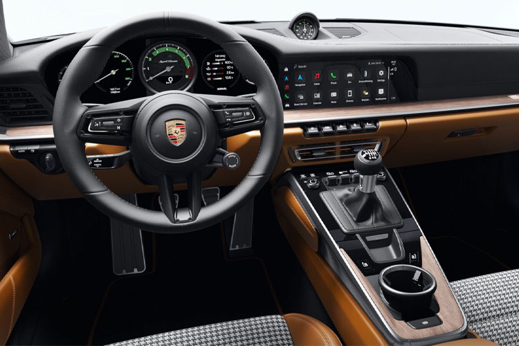 911 Sport Classic Inside_view Image