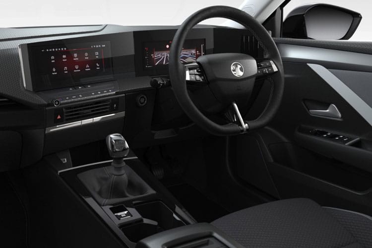 Astra Hatch Inside_view Image