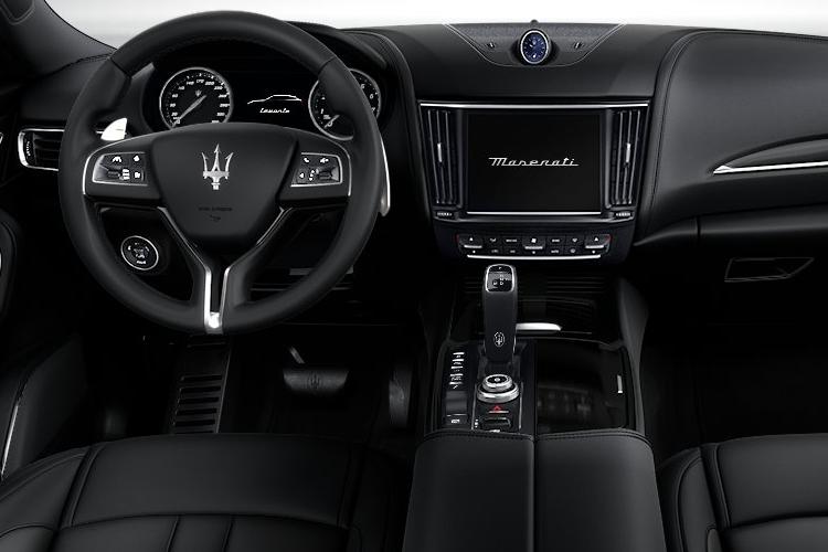 Levante V8 Inside_view Image