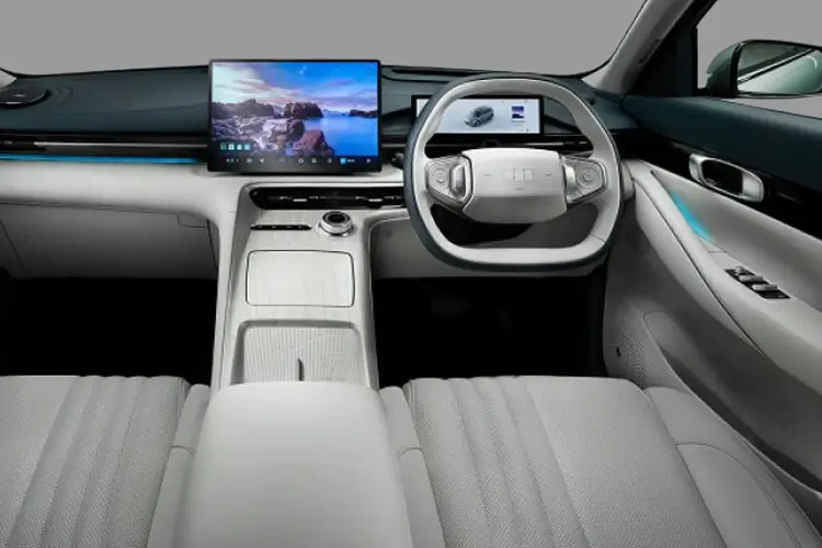 EX5 Estate Inside_view Image