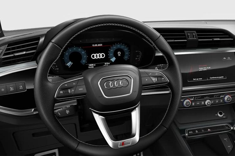 Q3 Sportback Inside_view Image